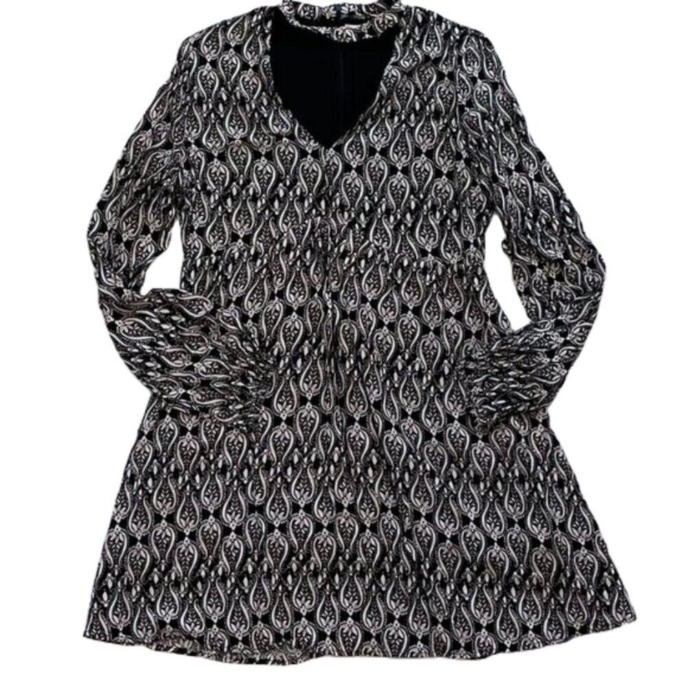 Altar'd State Juniors Floral Bohemian Choker V-Neck Long Sleeve Peasant Dress, L